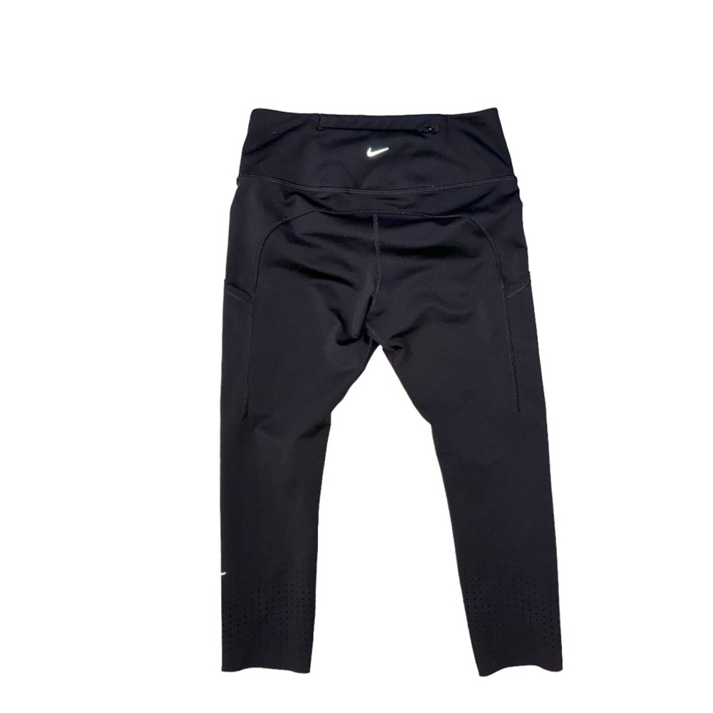 NIKE DriFit Epic LUX black Capri Leggings women’s size medium - side pockets - Picture 12 of 17